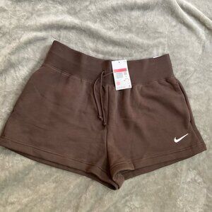 Nike Sweatshorts (NWT) Size L